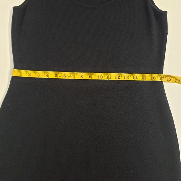 St John Basics Black Santana Knit Sleeveless Sheath Dress Size 10 - Picture 9 of 12